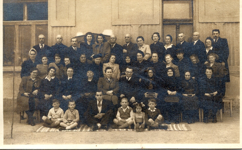 1948 gyülekezeti kép (1)